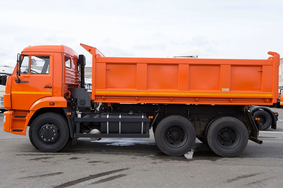Самосвал с трехсторонней разгрузкой 65115-6059-48 (6x4)