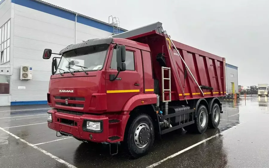 Самосвал с задней разгрузкой 6520-7080-49 (6x4)