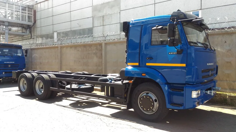 Автомобиль-шасси КАМАЗ- 65117-3010-48