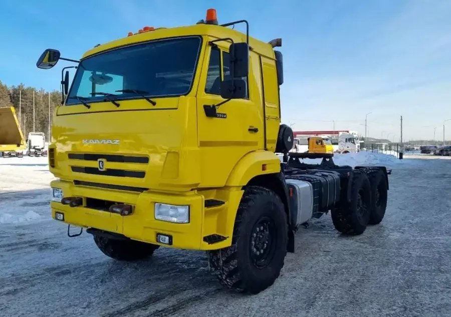 Седельный тягач 53504-26013-50 (6x6)