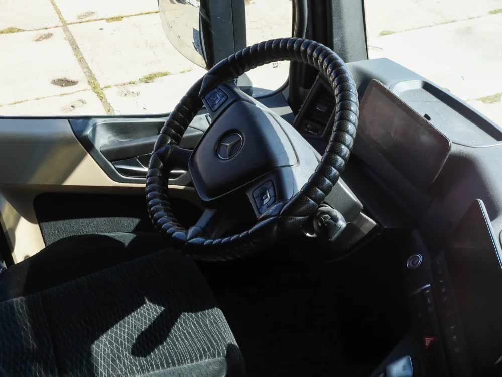 Седельный тягач Mercedes-Benz Actros, 2020 г/в - фото 9