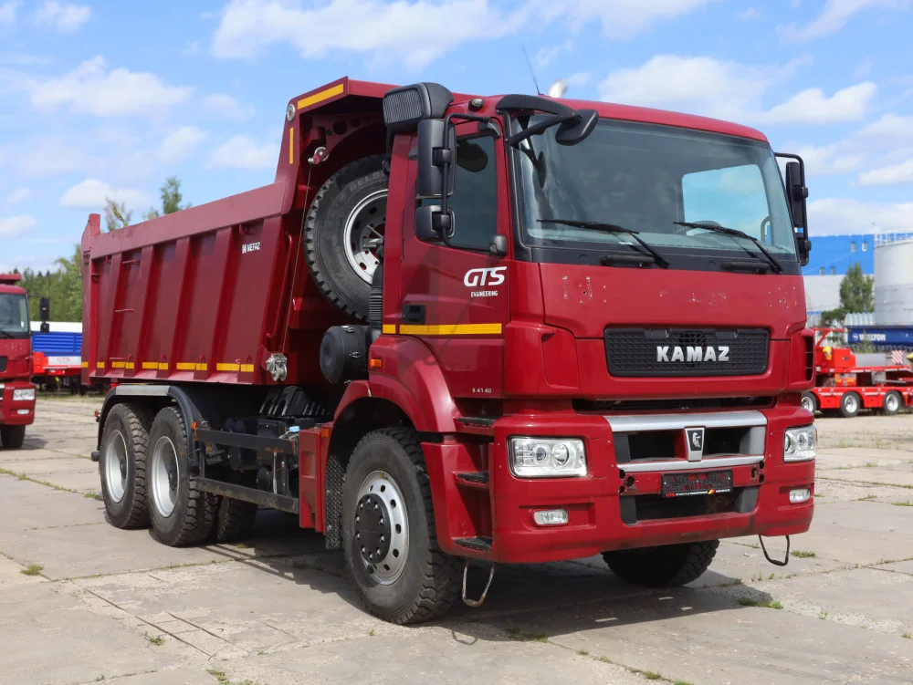 Самосвальный грузовик Камаз 6580, 2021 г/в - фото 1