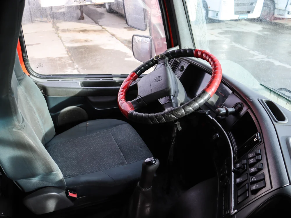 Седельный тягач Volvo FM, 2011 г/в - фото 11
