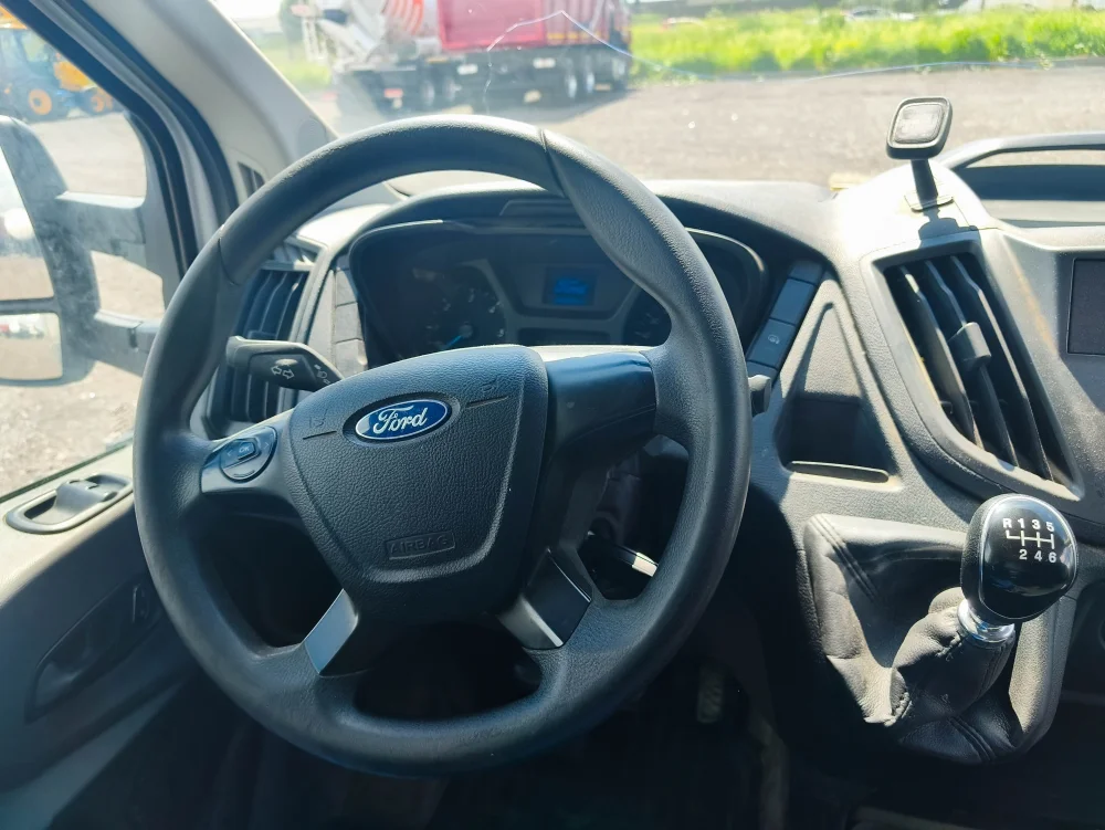 Шторно-бортовой фургон Ford Transit АБ 3320, 2021 г/в - фото 11