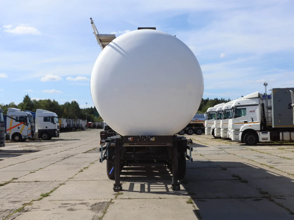 Полуприцеп-цистерна FoxTank 877722, 2025 г/в - фото 2