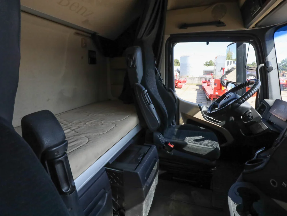 Седельный тягач Mercedes-Benz Actros, 2020 г/в - фото 8