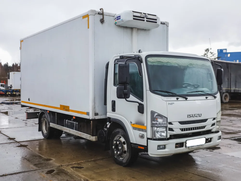 Фургон-рефрижератор Isuzu NP, 2021 г/в - фото 1