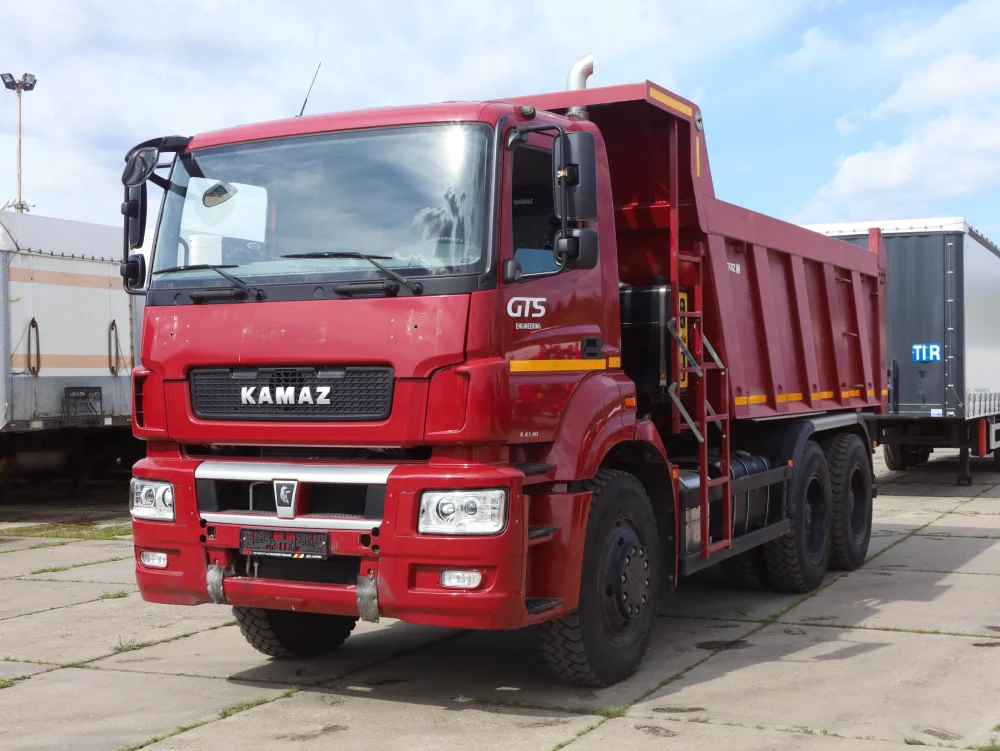 Самосвальный грузовик Камаз 6580, 2021 г/в - фото 3