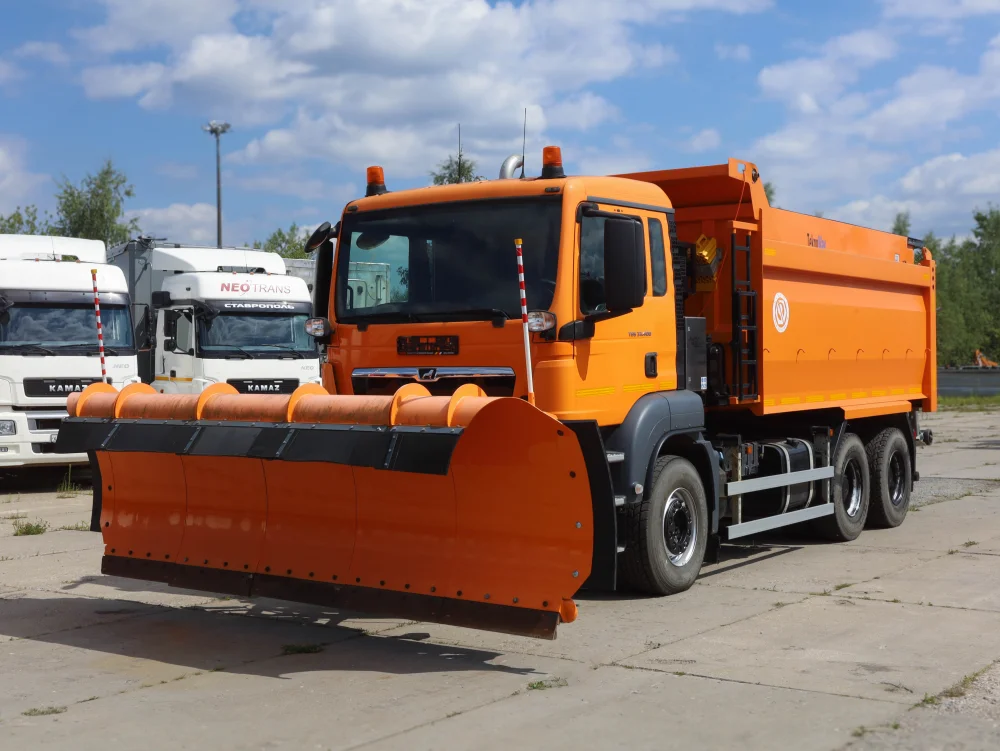 Самосвальный грузовик с КДМ MAN TGS 33.400, 2019 г/в - фото 3