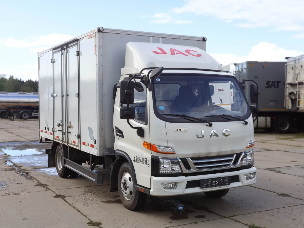 Изотермический фургон JAC N56, 2023 г/в - фото 1