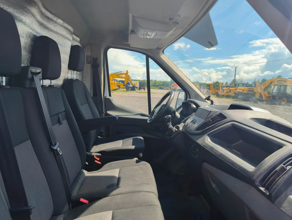 Шторно-бортовой фургон Ford Transit АБ 3320, 2021 г/в - фото 10