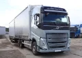 Сцепка тентованный грузовик Volvo FH 460 + шторный прицеп Wielton PC2K - фото 1