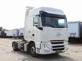 Седельный тягач Dongfeng