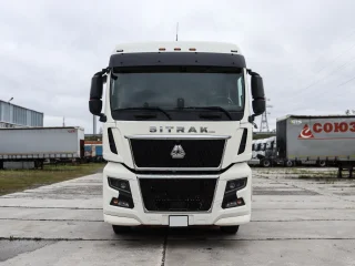 Седельный тягач Sitrak
