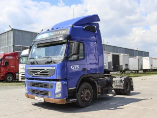 Седельный тягач Volvo