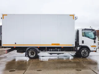 Фургон-рефрижератор Isuzu
