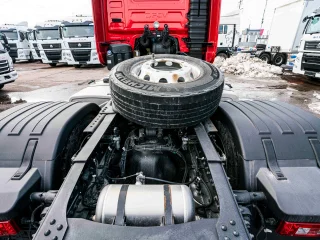 Седельный тягач Dongfeng