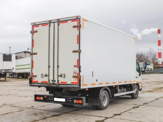 Грузовик-рефрижератор HINO