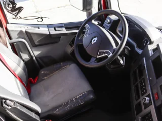 Седельный тягач Renault