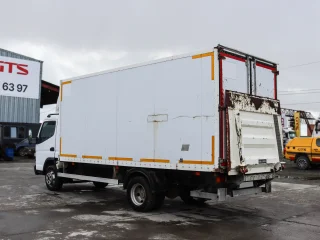 Грузовик-рефрижератор Mitsubishi Fuso