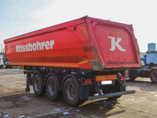 Самосвальный полуприцеп Kassbohrer