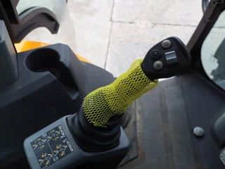 Экскаватор-погрузчик JCB