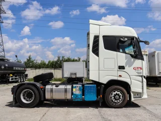 Седельный тягач Foton