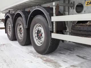 Полуприцеп зерновоз Zaslaw 61 м3