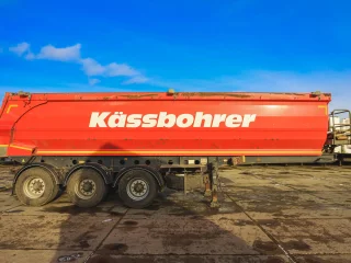 Самосвальный полуприцеп Kassbohrer