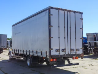 Тентованный грузовик ГАЗ