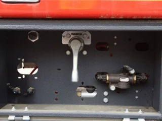 Полуприцеп трал (тяжеловоз) ISO PAKCS LOWBED