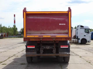 Самосвальный грузовик Камаз