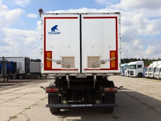 Сцепка седельный тягач Foton A 1846 ADR 4x2 и зерновоз Тонар 9599