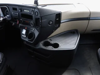 Седельный тягач Mercedes–Benz