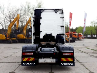 Седельный тягач Volvo