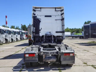Седельный тягач Renault