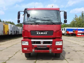 Самосвальный грузовик Камаз