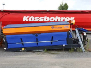 Самосвальный грузовик с КДМ MAN