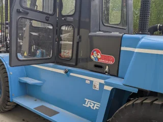 Вилочный погрузчик TRF 
