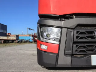 Седельный тягач Renault