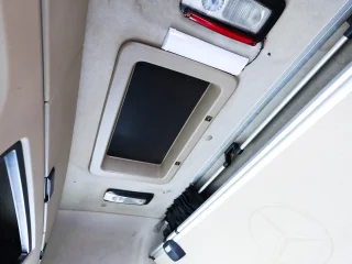 Седельный тягач Mercedes–Benz