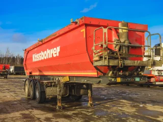 Самосвальный полуприцеп Kassbohrer