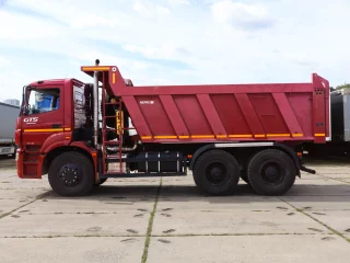 Самосвальный грузовик Камаз