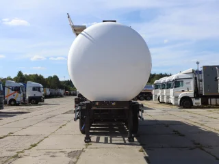 Полуприцеп-цистерна FoxTank