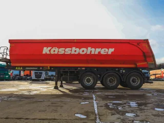 Самосвальный полуприцеп Kassbohrer