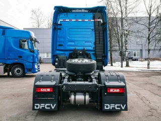Седельный тягач Dongfeng