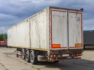 Полуприцеп щеповоз Тонар