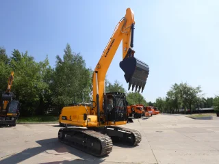 Гусеничный экскаватор LiuGong