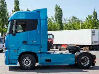 Седельный тягач Foton