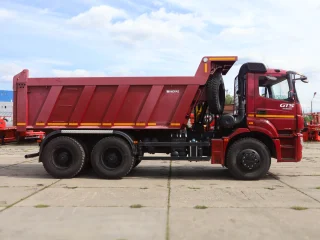 Самосвальный грузовик Камаз